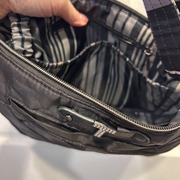 Lug RFID Medium Crossbody  - Flare 2 Black Initial T - Picture 4 of 6